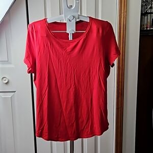 Women's Lululemon Red Love Tee Size 16 V Neck Rounded Hem